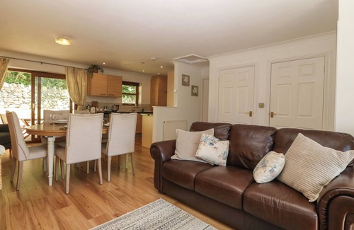 Llanddaniel Fab Cabaña | T? GAREG, pet friendly, character holiday cottage in Gaerwen