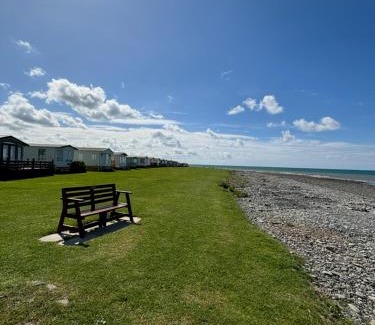 Llanrhystud Otro | T&J Seaview at Pengarreg
