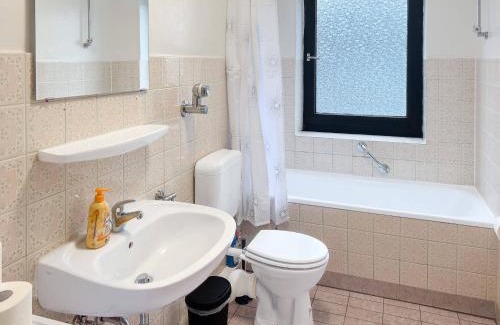 Oberhausen Apartamento | T&K Apartments-Comfortable 2 and 3 room apartments in Oberhausen