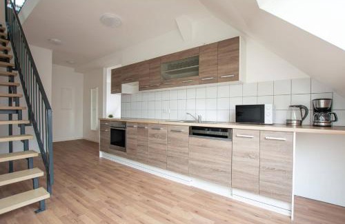 Hamborn Apartamento | T&K Apartments - DUISBURG - AREAL GOETHE 4 Zimmer Maisonetten mit Privatparkplätzen