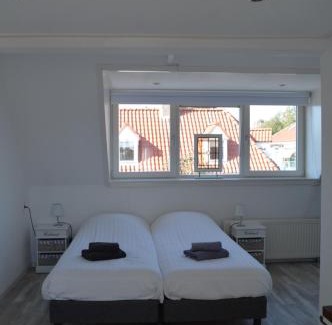 Burgh-Haamstede Cama Y Desayuno | t Laege Uus