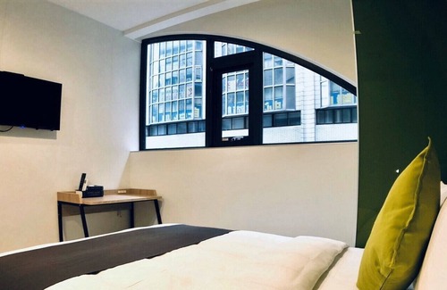 Zhongzheng Hotel | T.O Hotel Main Station