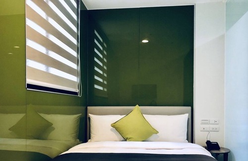 Zhongzheng Hotel | T.O Hotel Main Station