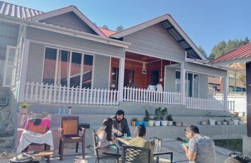 Along Casa | T.P Homestay
