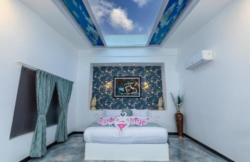 Kuilapalayam Complejo | T Resort with Swimming Pool