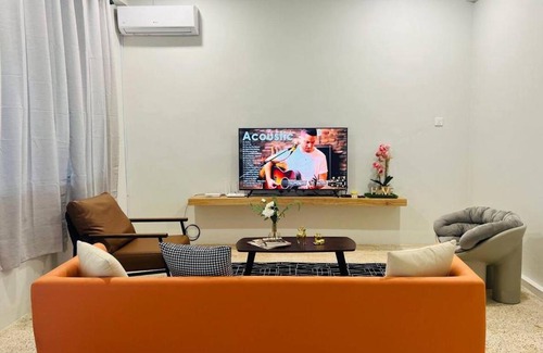 Kuching Casa | T & T Kuching Homestay