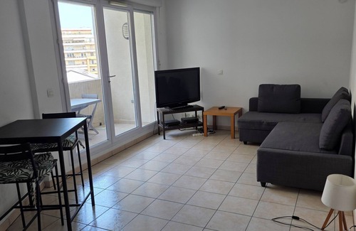 Le Rouet Apartamento | T1 close to the stadium, the fairground and the sea