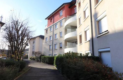 Annecy Old Town Apartamento | T1 Confortable à 2 Pas du Centre d'Annecy avec Parking et Terrasse - FR-1-432-44