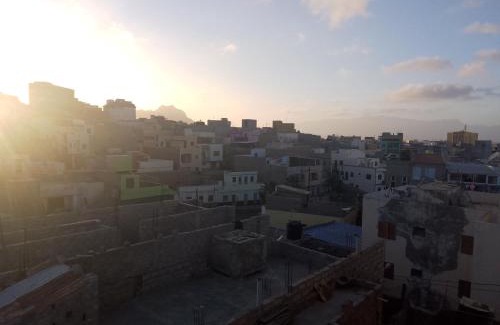Mindelo Apartamento | T1 da Marília fonte frances , terceiro piso a esquerda