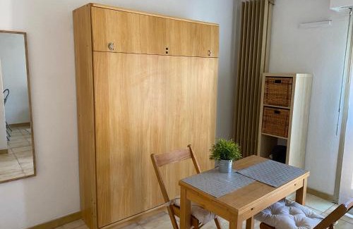 Hyeres City Centre Apartamento | T1 résidence privée bien situé,piscine,tennis,parking