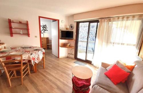 Saint-Lary-Soulan Apartamento | T2 6 pers, balco, cuisine Eq, casier skis, 1700m, Saint-Lary - FR-1-457-144