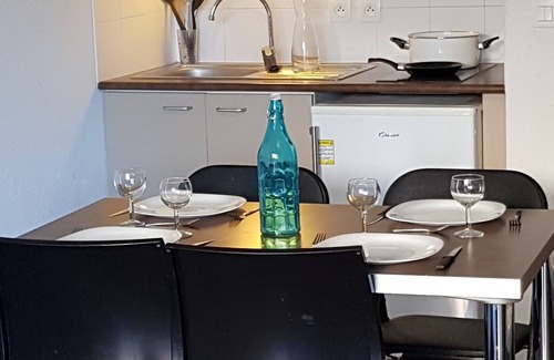 Selonnet Apartamento | T2/7 Plein Pieds -Apartamento-Baño con bañera-Vista a la Montana