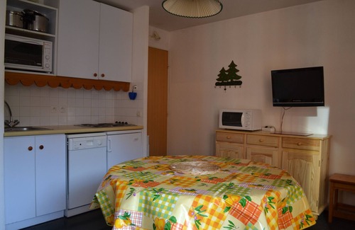 Risoul Apartamento | T2 apartamento duerme 7 en las pistas. Wi-Fi gratuito