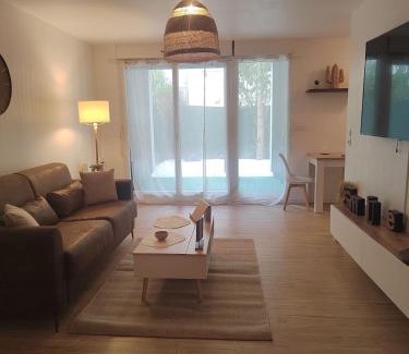ZAC Andromede Apartamento | T2 balnéothérapie, jardin, parking, tram, boulodrome