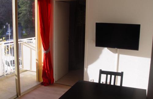 Capvern Apartamento | T2 bis Capvern les Bains , calme , face au parc thermal
