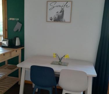 Besse-et-Saint-Anastaise Apartamento | T2 confortable - Piscine chauffée - Super Besse