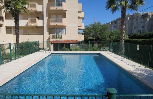 Golfe Juan Apartamento | T2 coquet proche plages, port et centre ville