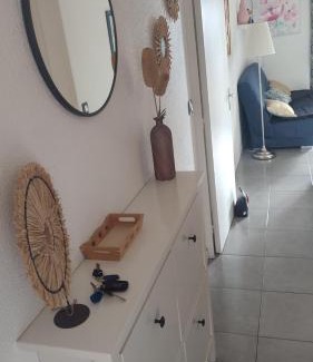 Golfe Juan Apartamento | T2 coquet proche plages, port et centre ville