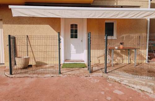 Sarrola-Carcopino Casa | T2 cosy ground floor all comfort 10mn from the sea