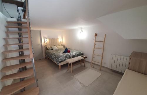 Greoux-les-Bains Apartamento | T2 en plein centre du village