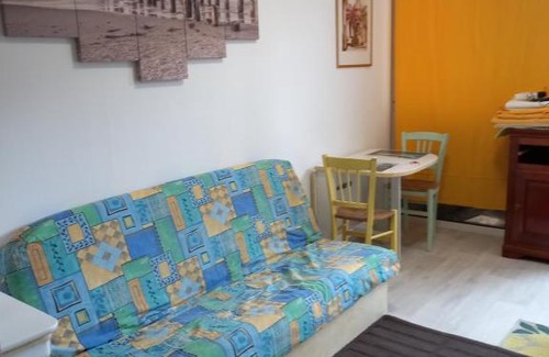 Toulon Apartamento | T2 en villa à 20mn du centre
