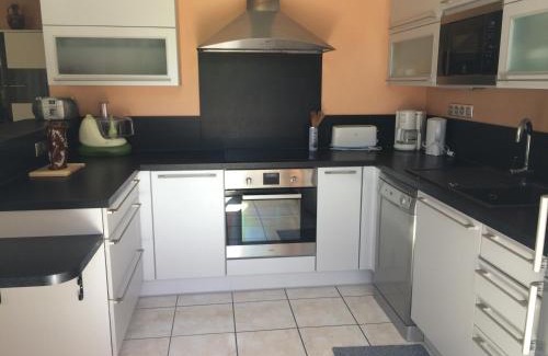 Rodez Apartamento | T2 gîte de Laurette avec garage et parking privés