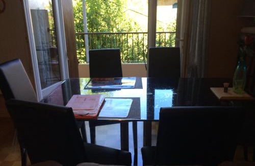 Rodez Apartamento | T2 gîte de Laurette avec garage et parking privés