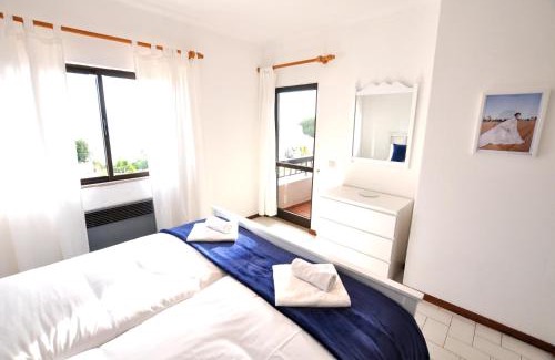 Alporchinhos Casa | T2 Holiday Cottage near the beach | B112