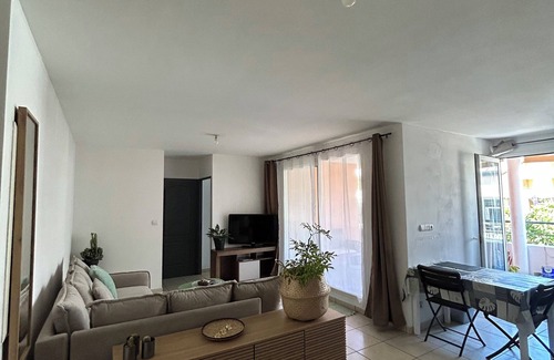Grand Fond Apartamento | T2 in Grand Fond, Saint-Gilles Les Bains near Boucan Canot beach