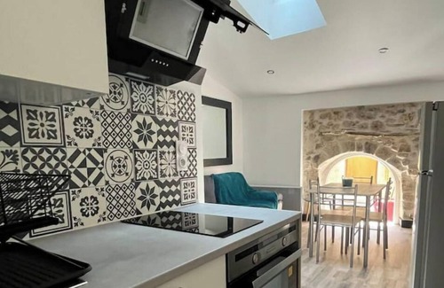 Roujan Apartamento | T2 Lumineux Avec sa Cour Privée