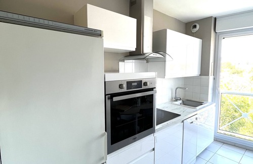 Sanary-sur-Mer Apartamento | Nuevo en Sanary, 52 m2, todo a pie, tranquilo, vista despejada, aire acondicionado, estacionamiento, wifi.