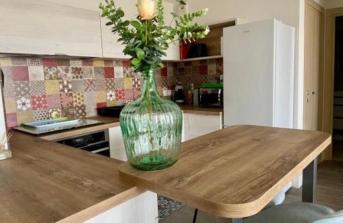 Bastia Apartamento | T2 moderne et lumineux, clim, terrasse et vue mer
