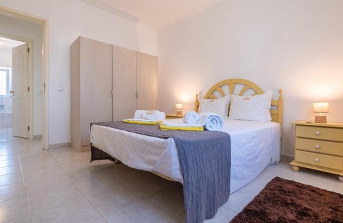 Penina Apartamento | T2 Oásis Parque, Piscinas, Jacuzzi e ténis!