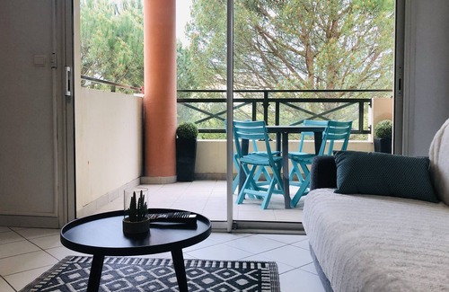 Montboucher-sur-Jabron Apartamento | T2 on the Valdaine golf course + Closed private garage