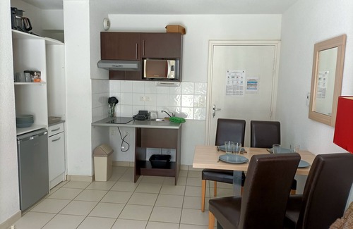 Salies-de-Bearn Apartamento | T2 PMR Balcony in Residence with Swimming Pool B17
