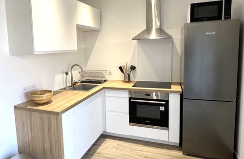 Saint-Genis-Laval Apartamento | T2 Saint-genis-laval Terrasse et Jardin Privatifs