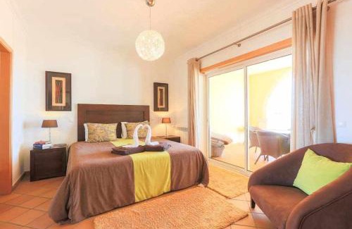 Obidos Apartamento | T2 Terraço Privativo vista mar Praia del Rey A1