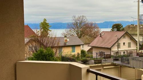 Evian-les-Bains Apartamento | T2 - vue lac - 100 m du Hilton - Garage privé - 4 étoiles
