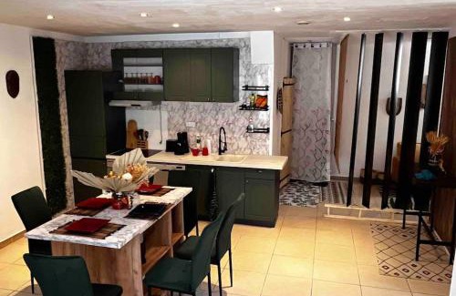 Centre Historique Apartamento | T3 6 couchages grands buffets et plages