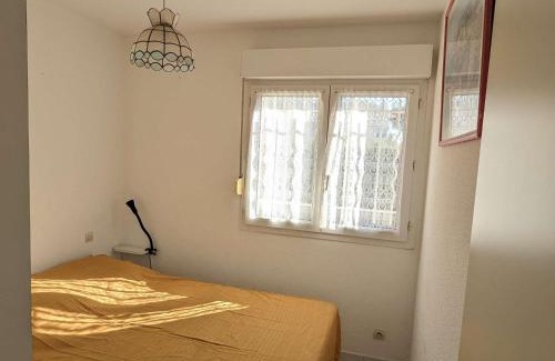 Marseillan Plage Apartamento | T3 au RDC avec piscine, terrasse et parking - 6 pers, proche plage à Marseillan - FR-1-387-210
