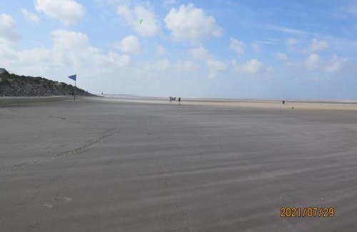 Sainte-Cecile-Plage Apartamento | T3 avec balcon plein sud en bord de mer – 50 ml .2 chambres tout confort, équipé de chauffage électrique pour période hivernale,