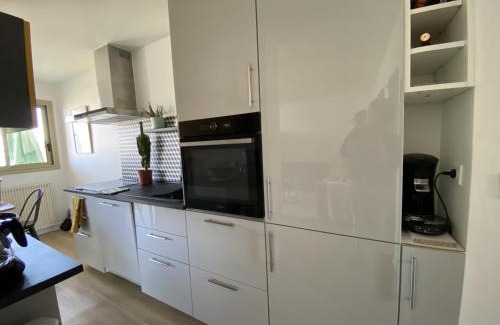 Arcachon Apartamento | T3 avec terrasse, parking et wifi à Arcachon - FR-1-374-163