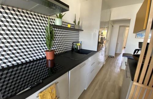 Arcachon Apartamento | T3 avec terrasse, parking et wifi à Arcachon - FR-1-374-163