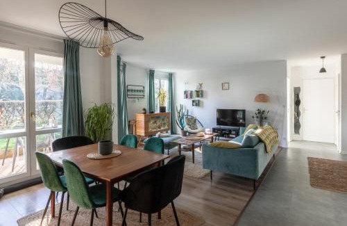 Besancon Apartamento | T3 Calme - Idéal Famille & Pros - Parking - Jardin - WiFi - Netflix