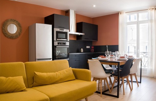 Rochefort Apartamento | T3 de Haut Standing, Hypercentre Rochefort, Arrivée Autonome