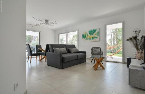 Les Lecques Apartamento | T3 NEUF – C13 - JARDIN-TERRASSE ET PISCINE – ACCÈS DIRECT PLAGES ET CENTRE VILLAGE