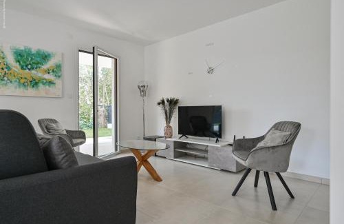 Les Lecques Apartamento | T3 NEUF – C13 - JARDIN-TERRASSE ET PISCINE – ACCÈS DIRECT PLAGES ET CENTRE VILLAGE