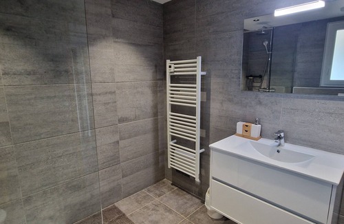 Arena Apartamento | T3 Premium Avec Jacuzzi Dans Résidence Privée