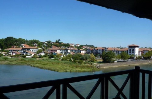 Ciboure Apartamento | T3 de pie (6 personas) - Playa de pie y bonita vista - terraza 40m²