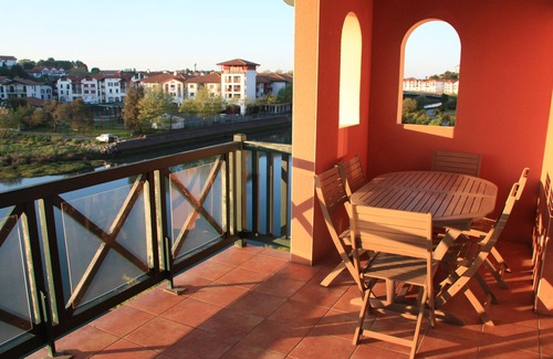 Ciboure Apartamento | T3 de pie (6 personas) - Playa de pie y bonita vista - terraza 40m²